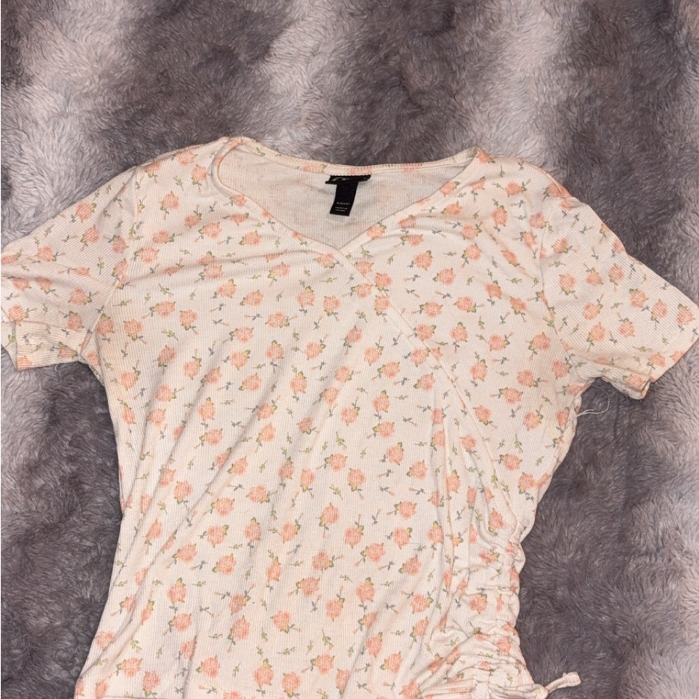Art Class White and Orange Ruched Short Sleeve Tee